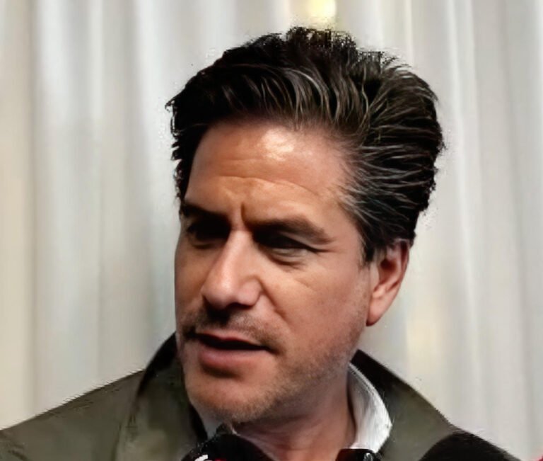 Expendedores de combustible buscan renovar acuerdo al precio de la gasolina