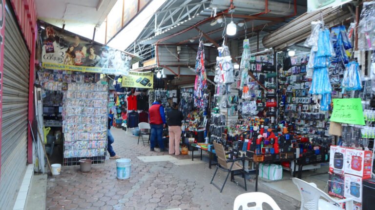 Alertan por circulación de billetes falsos en comercios