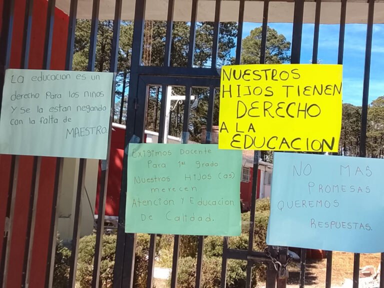 Cierran telesecundaria en El Salto por falta de maestro