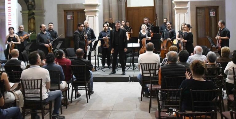 Celebra con éxito OCUJED su concierto “Ecos de una Época: La gala de Wolfgang”