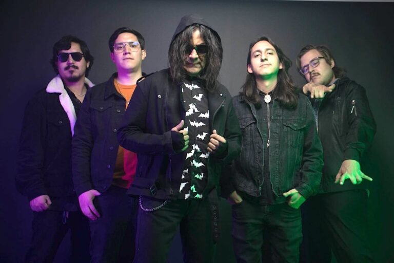 Los Drackincolmillo inician gira en San Juan del Río con su “Lotería de Historias”