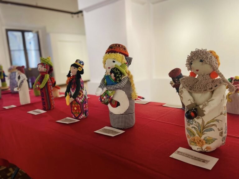 Se inaugurará “50 maneras de ser Mujer”, exposición de muñecas