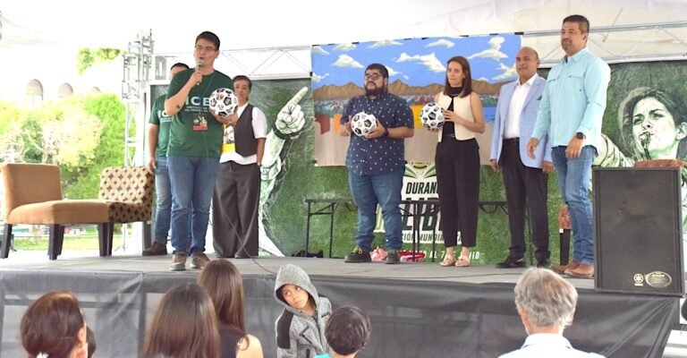 Inaugura ICED la 4ª Feria Duranguense del Libro, Edición Mundialista