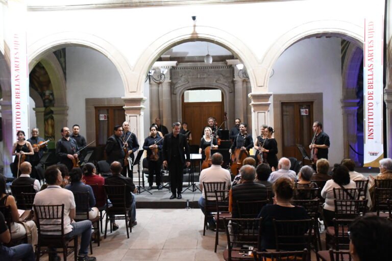 La OCUJED presenta este jueves su concierto mensual “Pétalos en el abismo”