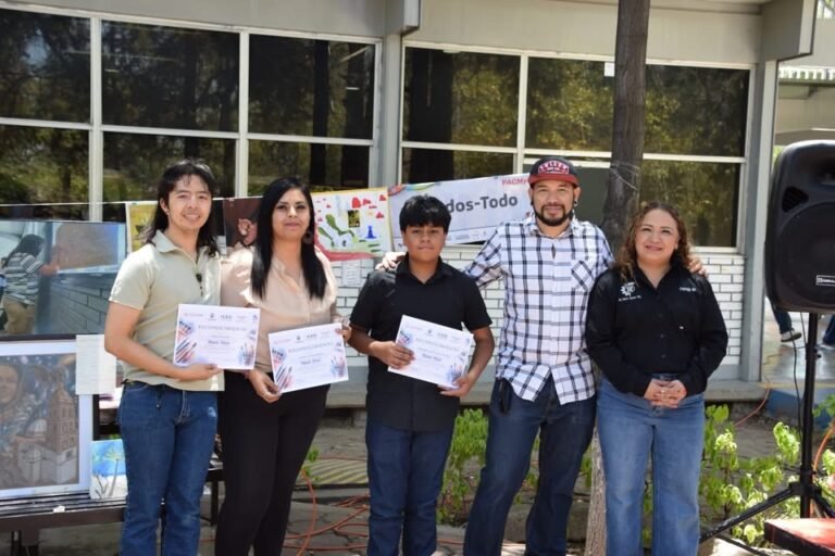 Cierran con éxito el taller “Todos, todo: creamos, aprendemos y transformamos” en el CBTIS 89