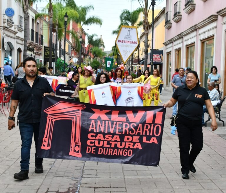 Estalla la Creatividad en los 47 años de la Casa de la Cultura