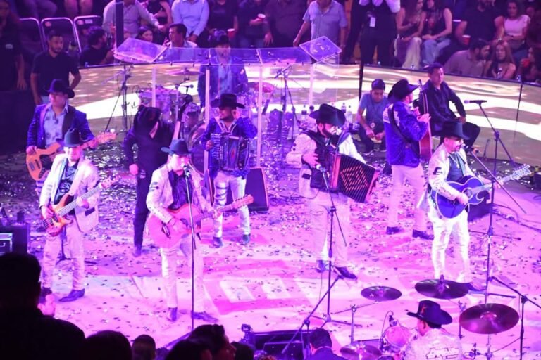 Los Canelos de Durango y Los Sembradores hacen palomazo de corridos y canciones