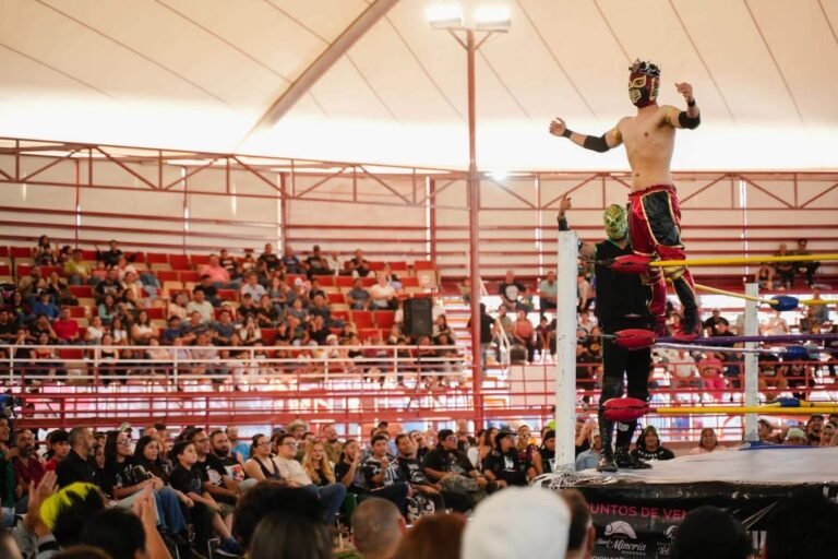 Conquista la luche libre en La Feria Nacional Villista Durango 2026