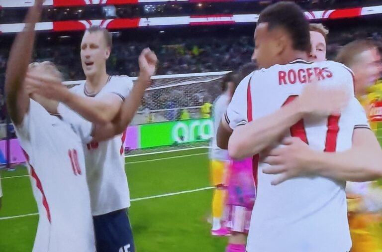 Inglaterra elimina a México en Octavos de Final