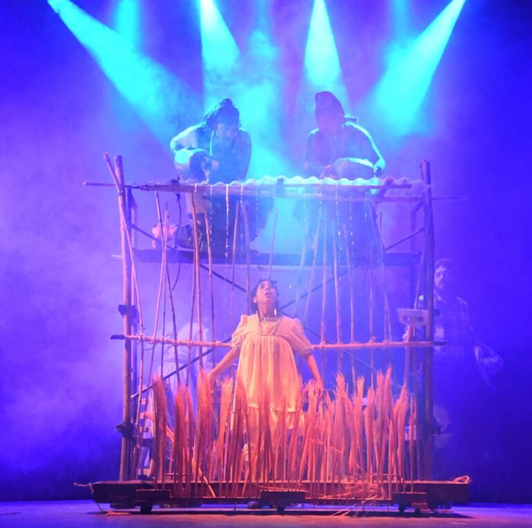 Colectivo Cuerda Floja estrena «Rayo», una aventura de mitología y tradición familiar