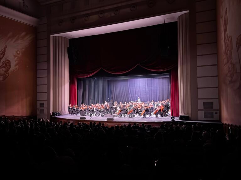 La OSUJED cerrará septiembre con el concierto sinfónico «Ritmos Vecinos»
