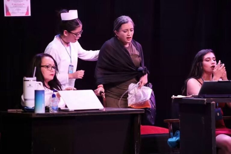 La Compañía PsicoEducArte regresa con su exitosa obra «Importa madre su salud»