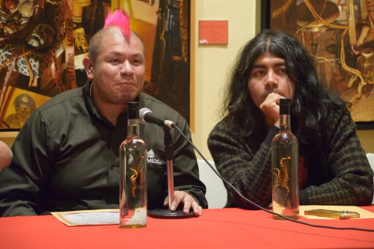 Haniel Fonseca y Alexis Luna cuestionan las narrativas del progreso con la exposición “Aún persiste una sensación de haber llegado tarde a algo que nunca fue para todos”