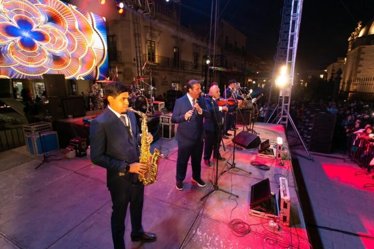 Los Montañeses del Álamo clausuran en concierto el Festival Revueltas 2026