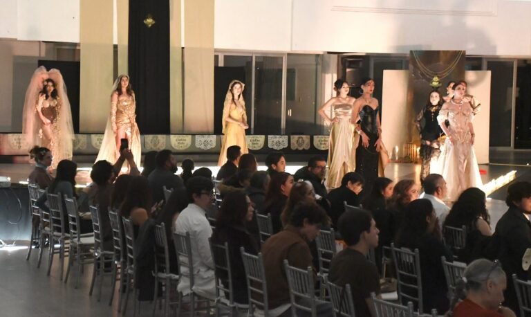 Brillan en la pasarela “Milagrito Corazón” de la UAD