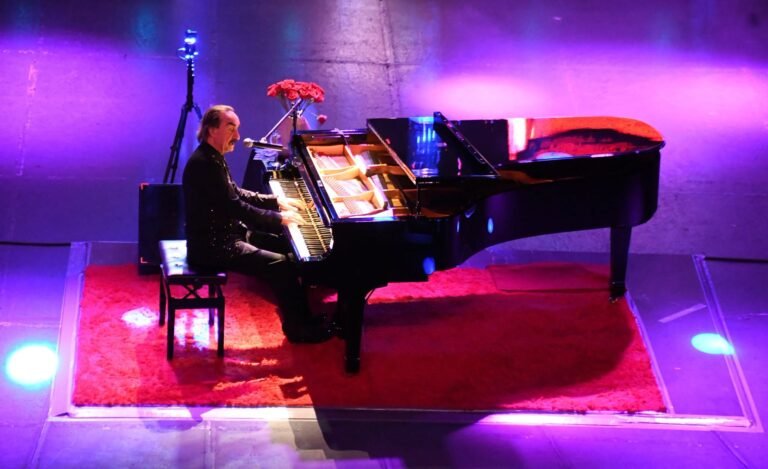 Raúl Di Blasio “El Piano de América” conquista el Festival Revueltas 2026 con esperado regreso